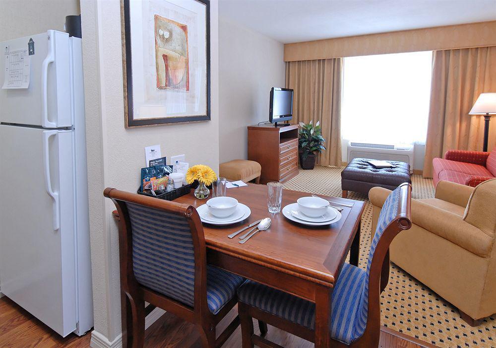 Homewood Suites By Hilton El Paso Airport Exterior photo
